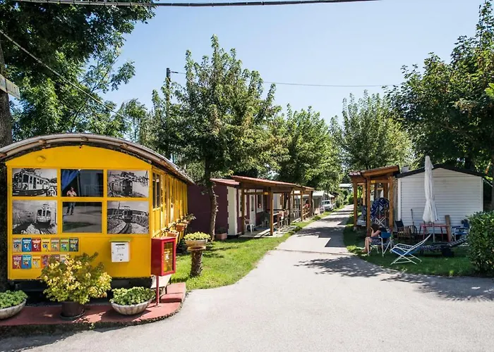 مكان تخييم Tranquilla بافينو